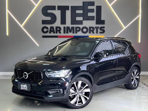 VOLVO XC40 1.5 T5 RECHARGE R-DESIGN GEARTRONIC